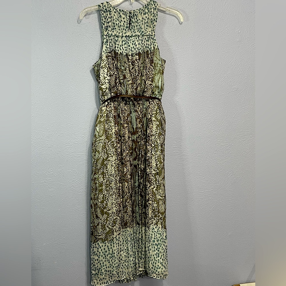 VINCE CAMUTO abstract print dress with belt